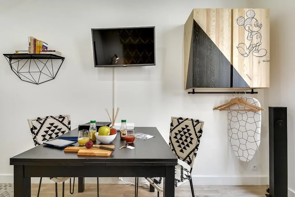 Apartment Sweett - Aboukir Ii